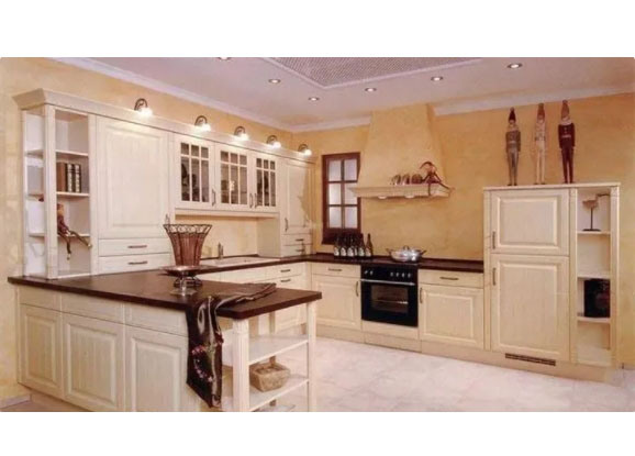 為什么越來越多人放棄實(shí)木家具，反而選擇全鋁定制？原因很簡(jiǎn)單